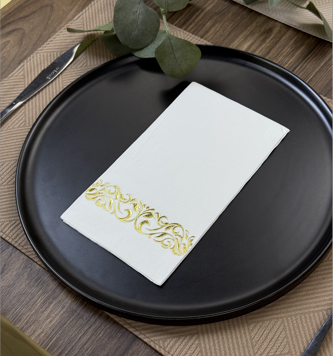 What Makes Paper Napkins with Hot Stamping a Premium Choice for Hospitality?