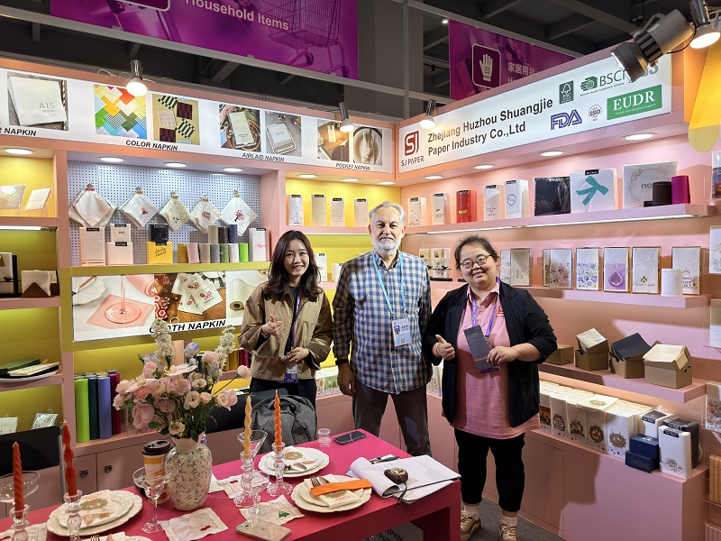 Fortis Satus ad Fontem Canton Fair 2026 - Magna Colloquia, Novae Opportunitates, et Fabella Societas